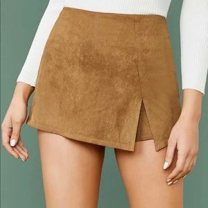 Tan suede skort